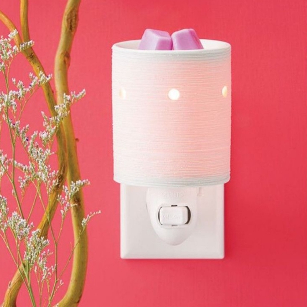 Scentsy Etched Core Mini Warmer